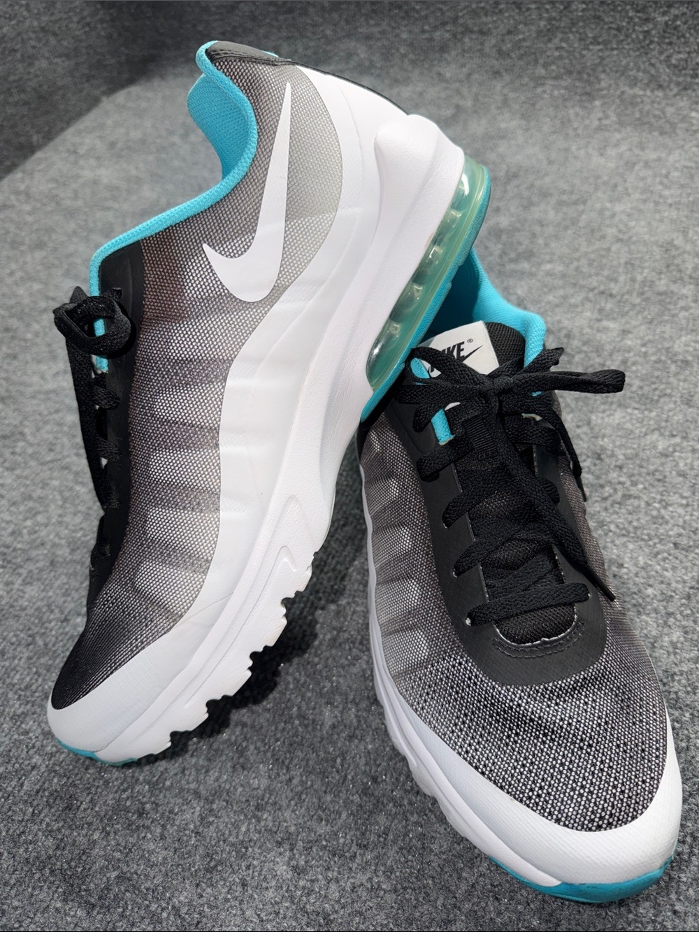 Nike Air Max Invigor Men’s Black & Teal Athletic Running Shoes